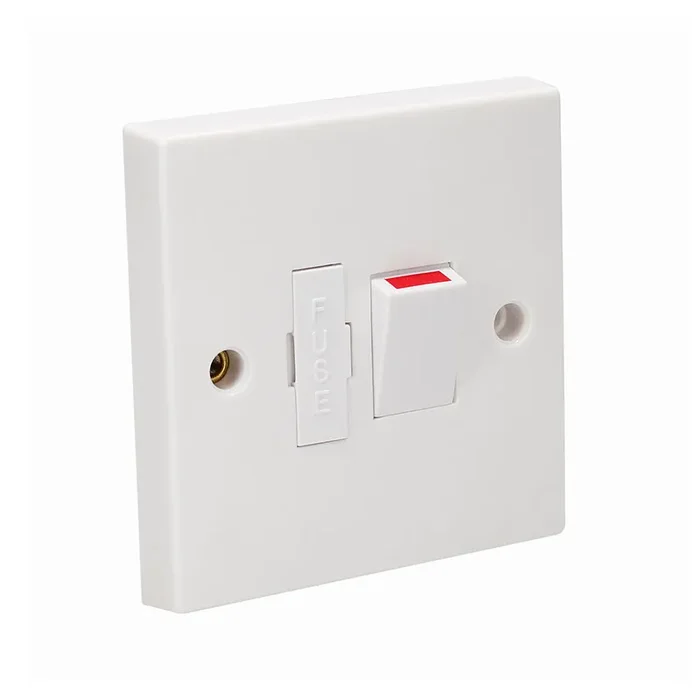 Axiom 13A Switched Fused Spur – White