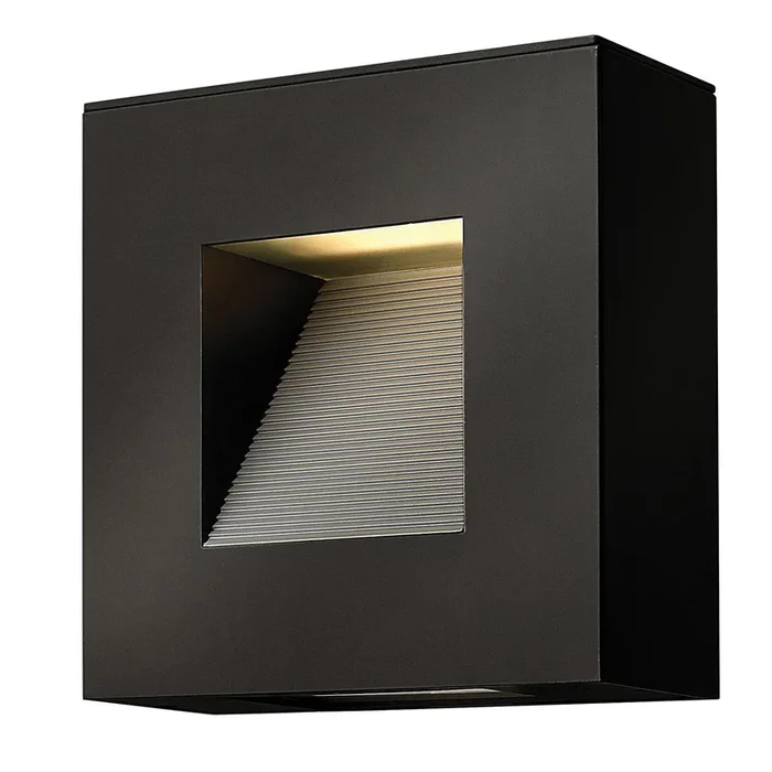 Hinkley Outdoor Wall Light from the Luna range. Luna Small LED Wall Light – Satin Black Product Code = HK-LUNA-S-SK