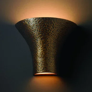 Justice Designs Ambiance Lantern in Hammered Brass – CER-8811-HMBR