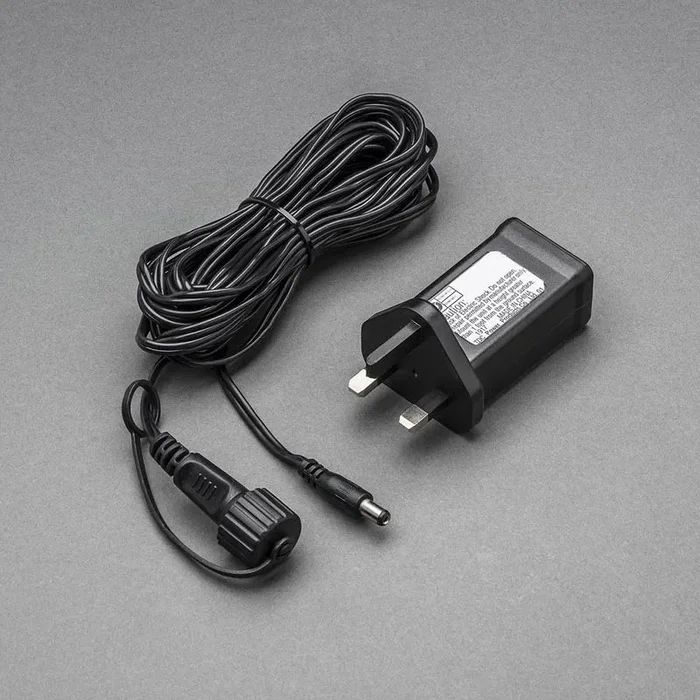 Konstsmide Connectable String Lights 5M Start Cable with Plug – Black Cable