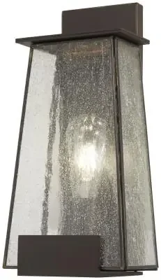 One Light Outdoor Wall Mount