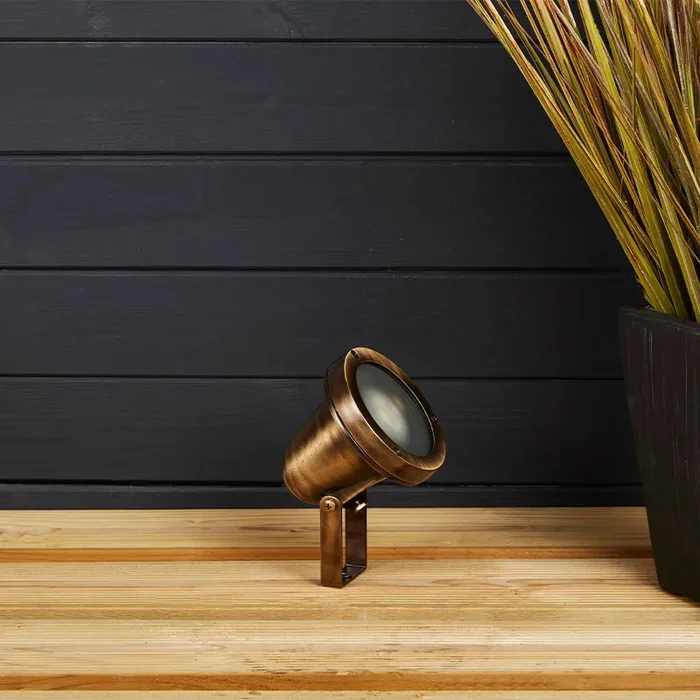Westport Coastal Lense Garden Spotlight – Brass